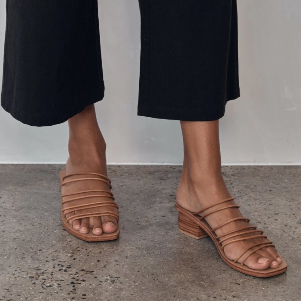 ST AGNI INES LEATHER SANDAL NEW